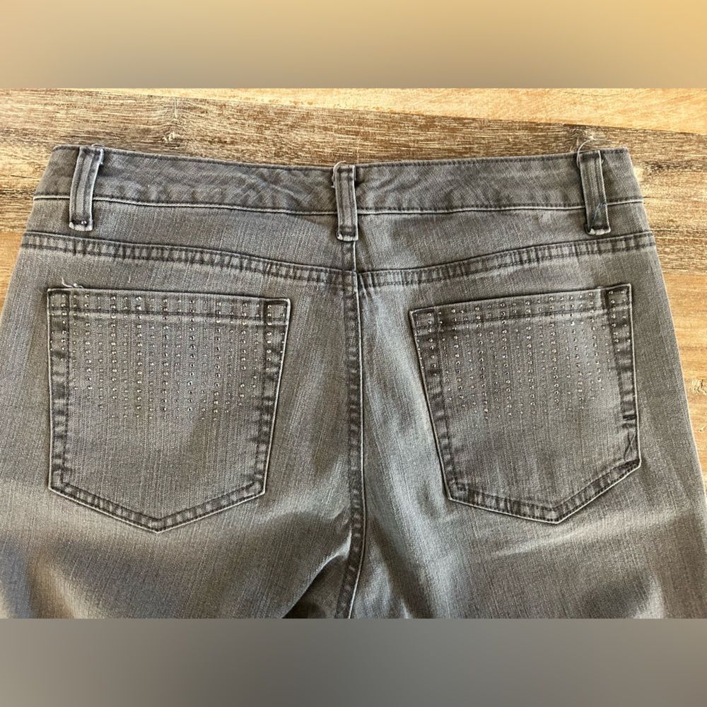 Jones New York Women's Lexington Straight Leg Jeans in Gray Size 10 Short - Picture 5 of 13